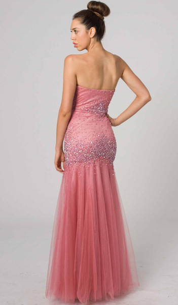 E408 DAZZLING FITTED STRAPLESS EVENING GOWN CORAL