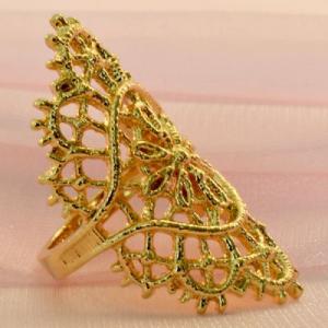 Buy online Ring 