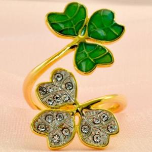 Buy online Ring 
