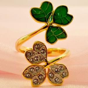 Buy online Ring 