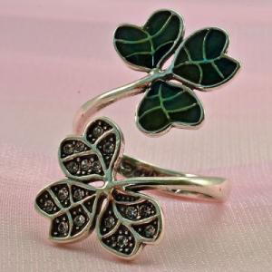 Buy online Ring 