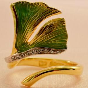 Buy online Ring 