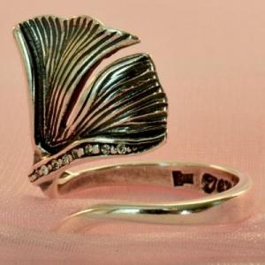 Buy online Ring 