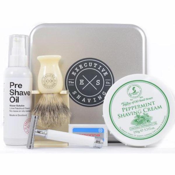 Executive Shaving Blanc Safety Razor & Brush Gift Set